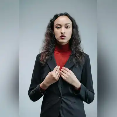 纪骐槐
